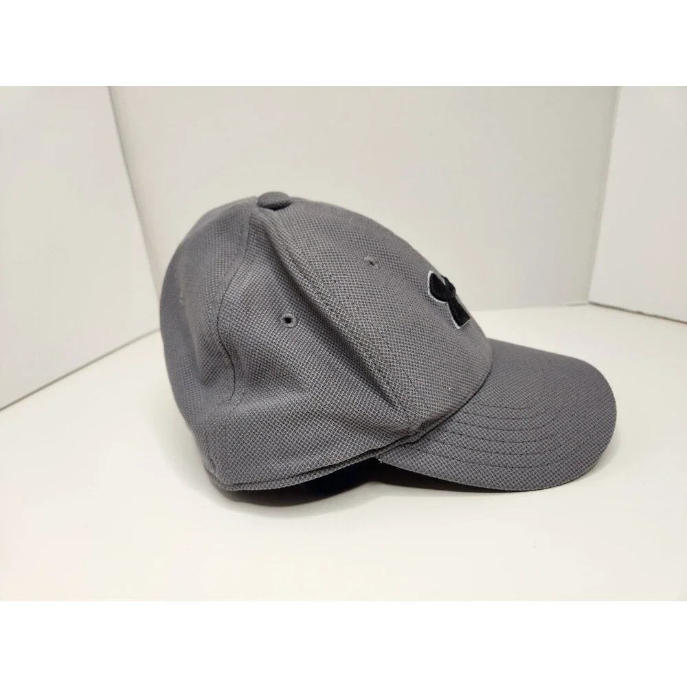 Under‎ Armour Hat Cap Fitted Gray Youth S/M Stretch Logo